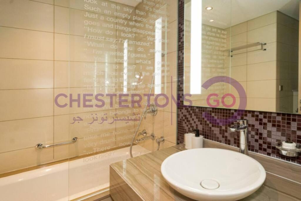 Chestertons Go - Damac Paramount Towers - Business Bay Apartment Dubai Luaran gambar